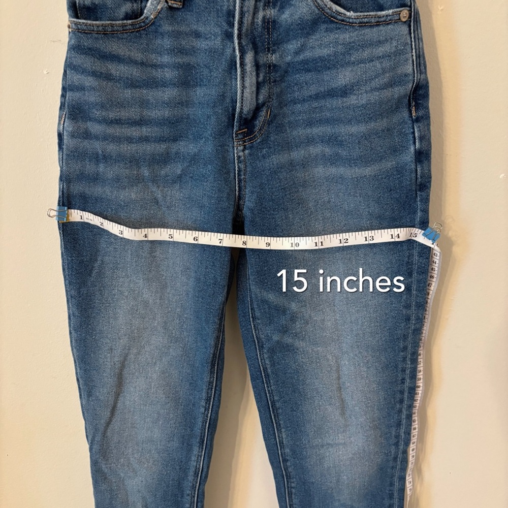 American Eagle Outfitters - Highest Rise Mom Jean - Size 000 - Picture 8 of 11